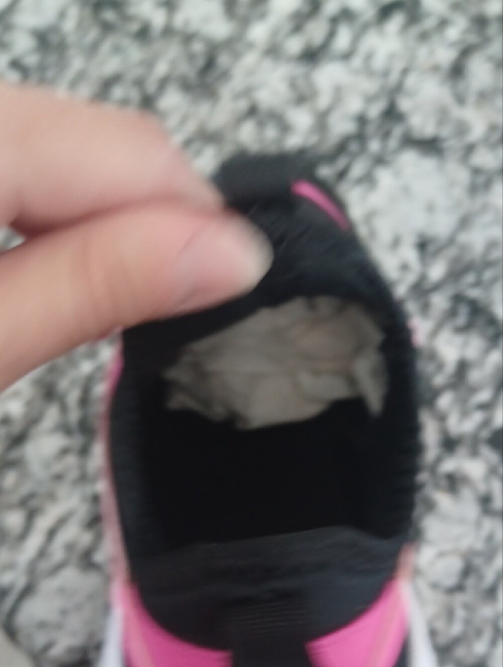 Nike Kids Black and Pink Slip-On Athletic Sneakers BRAND NEW WITHOUT TAGS! - Picture 4 of 5
